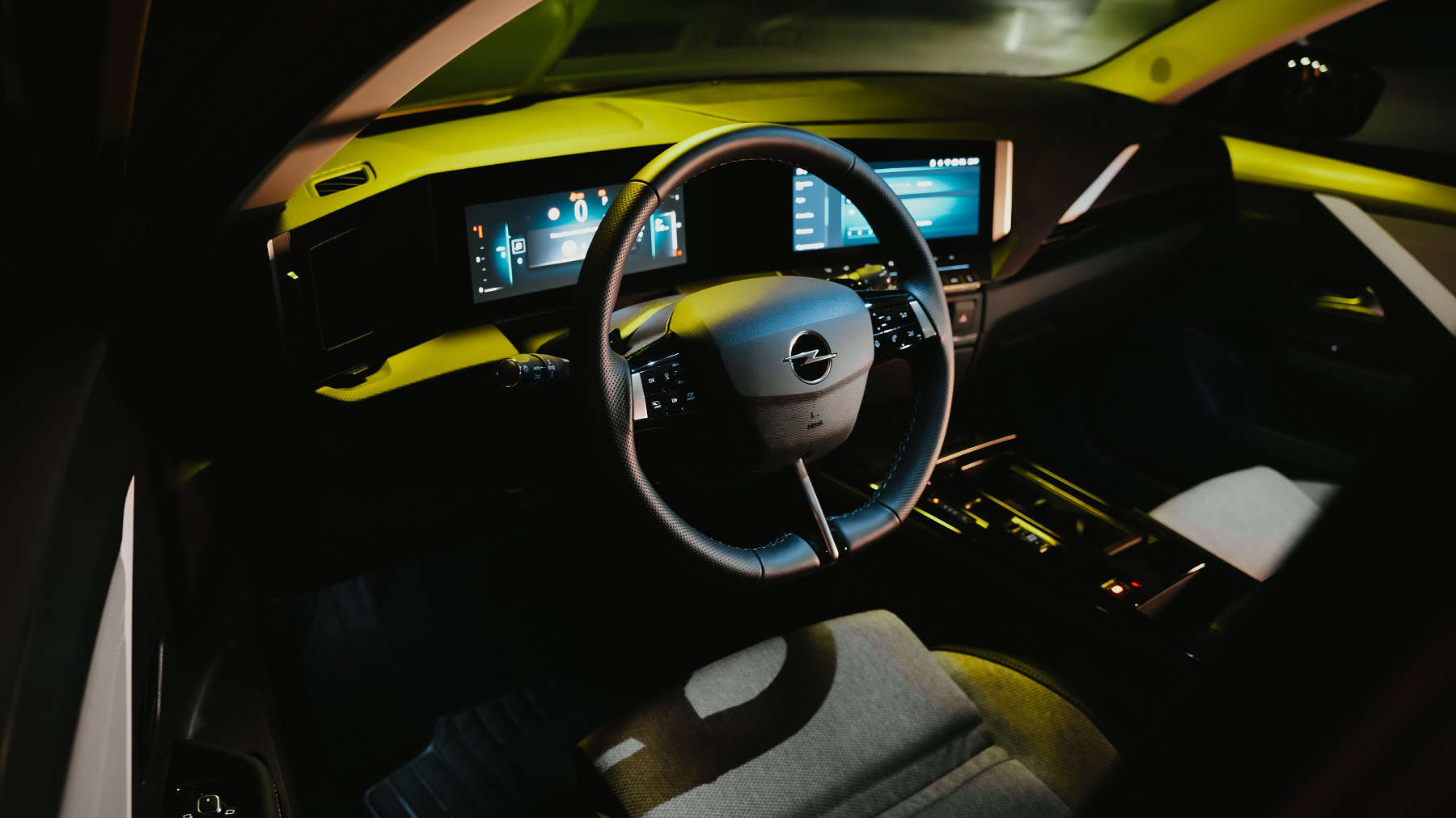 Opel Astra, інтер’єр салону